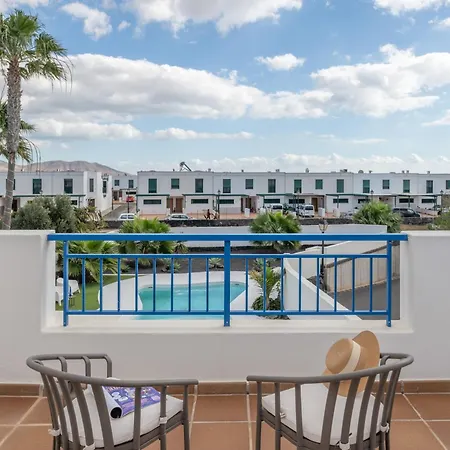 Oasis 138 Playa Blanca